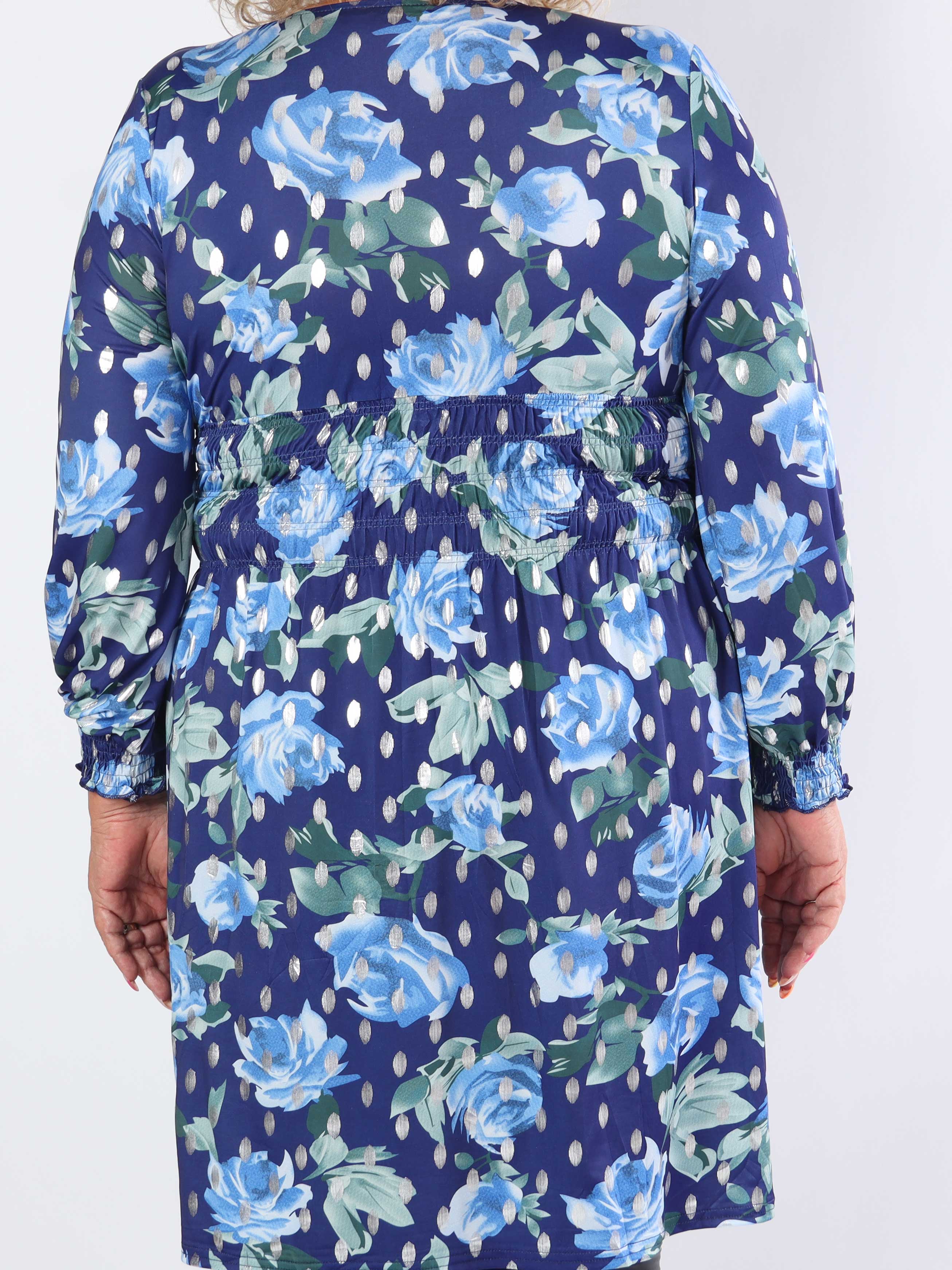 Pams Blossom Short L/S - Plus size kjole i krølfrit stof med sølv detaljer